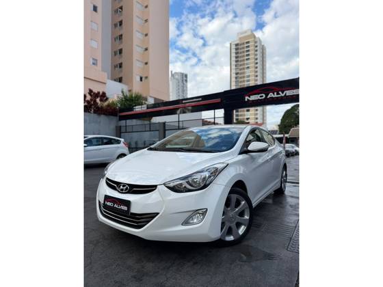 HYUNDAI ELANTRA 1.8 GLS 16V GASOLINA 4P AUTOMÁTICO HYUNDAI ELANTRA 1.8 GLS 16V GASOLINA 4P AUTOMÁTICO